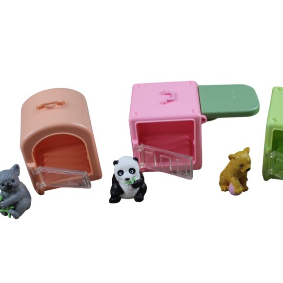 Barbie Zoo Doctor & Nursery Replacement Cages Panda Koala Lion Lot  2006 RARE - Picture 1 of 6